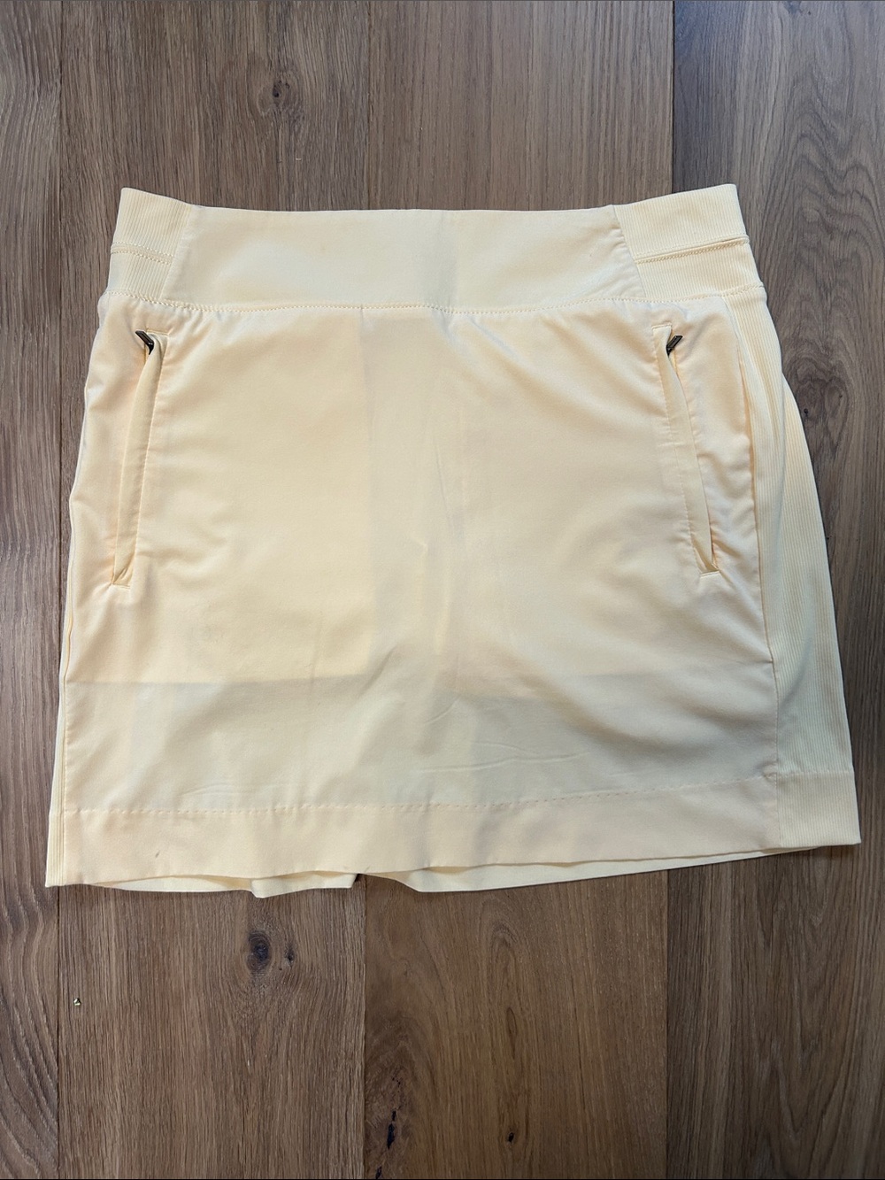 Athleta Light Yellow Performance Skort